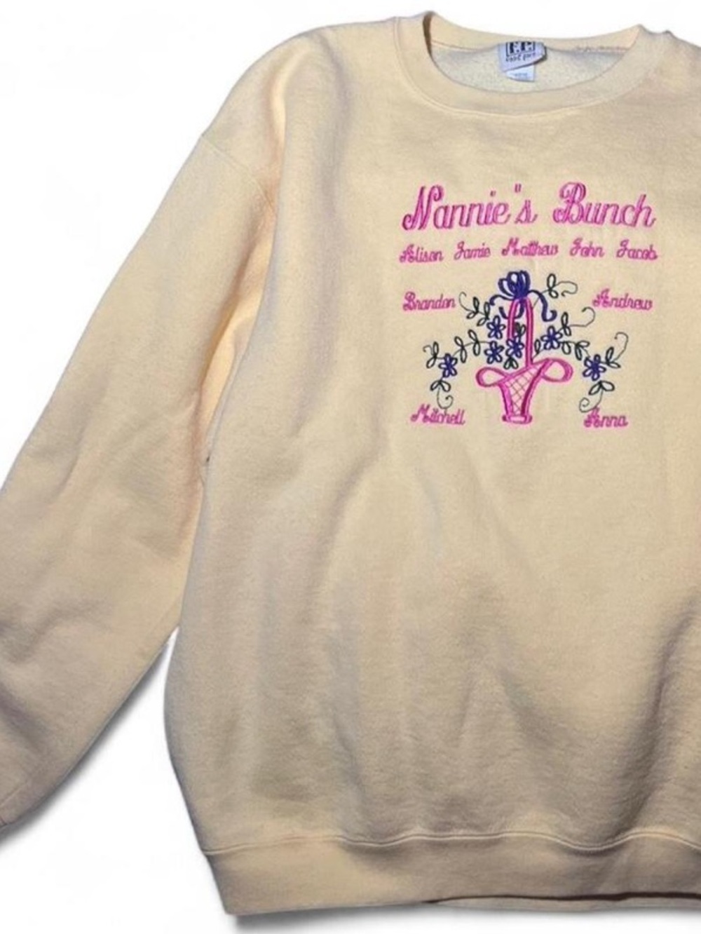 Vintage 90s Nannie's Bunch Embroidered Sweatshirt Fast Pace Made Cottagecore L